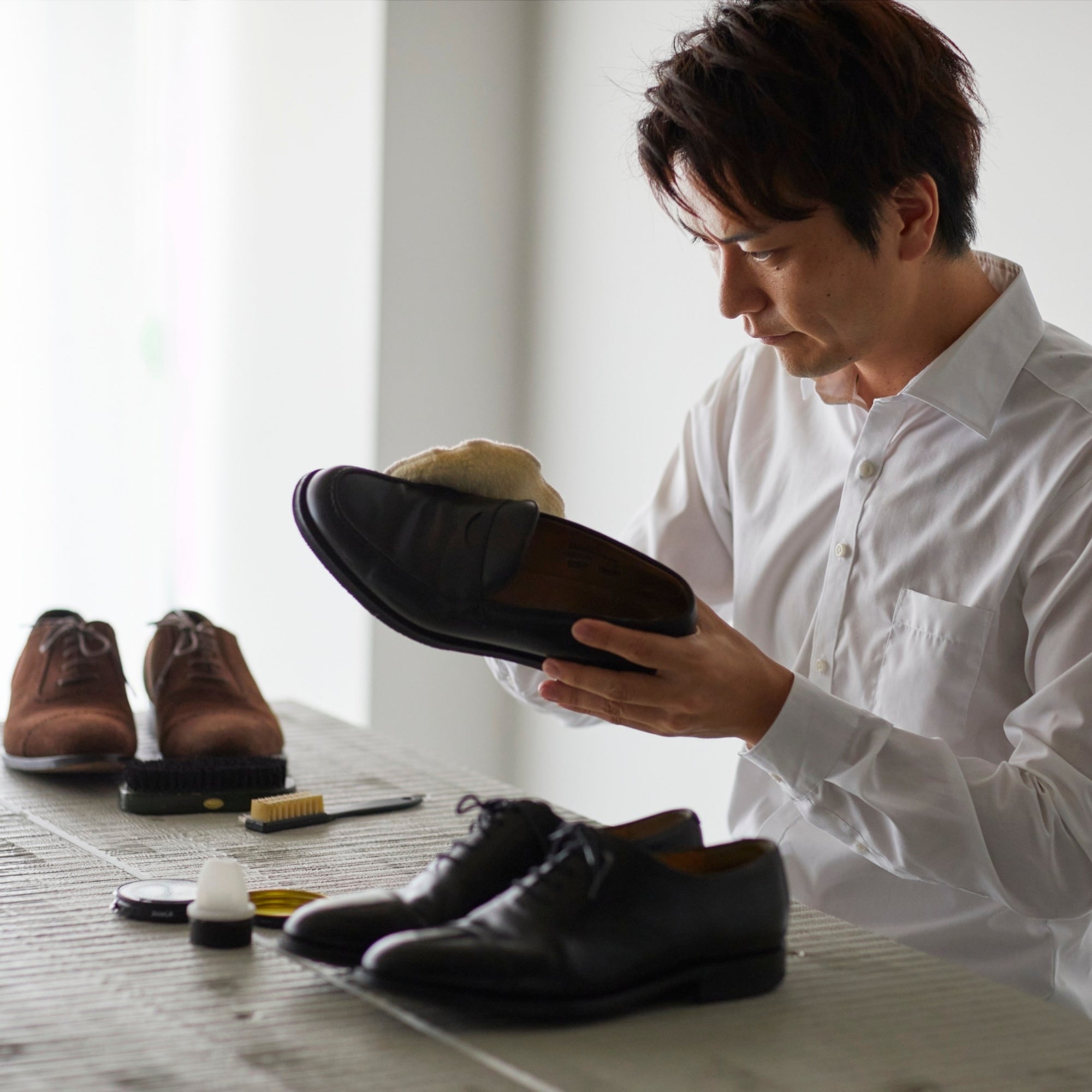 Deri Bakımı Rehberi: Türkiye İkliminde Deri Aksesuarları Koruma