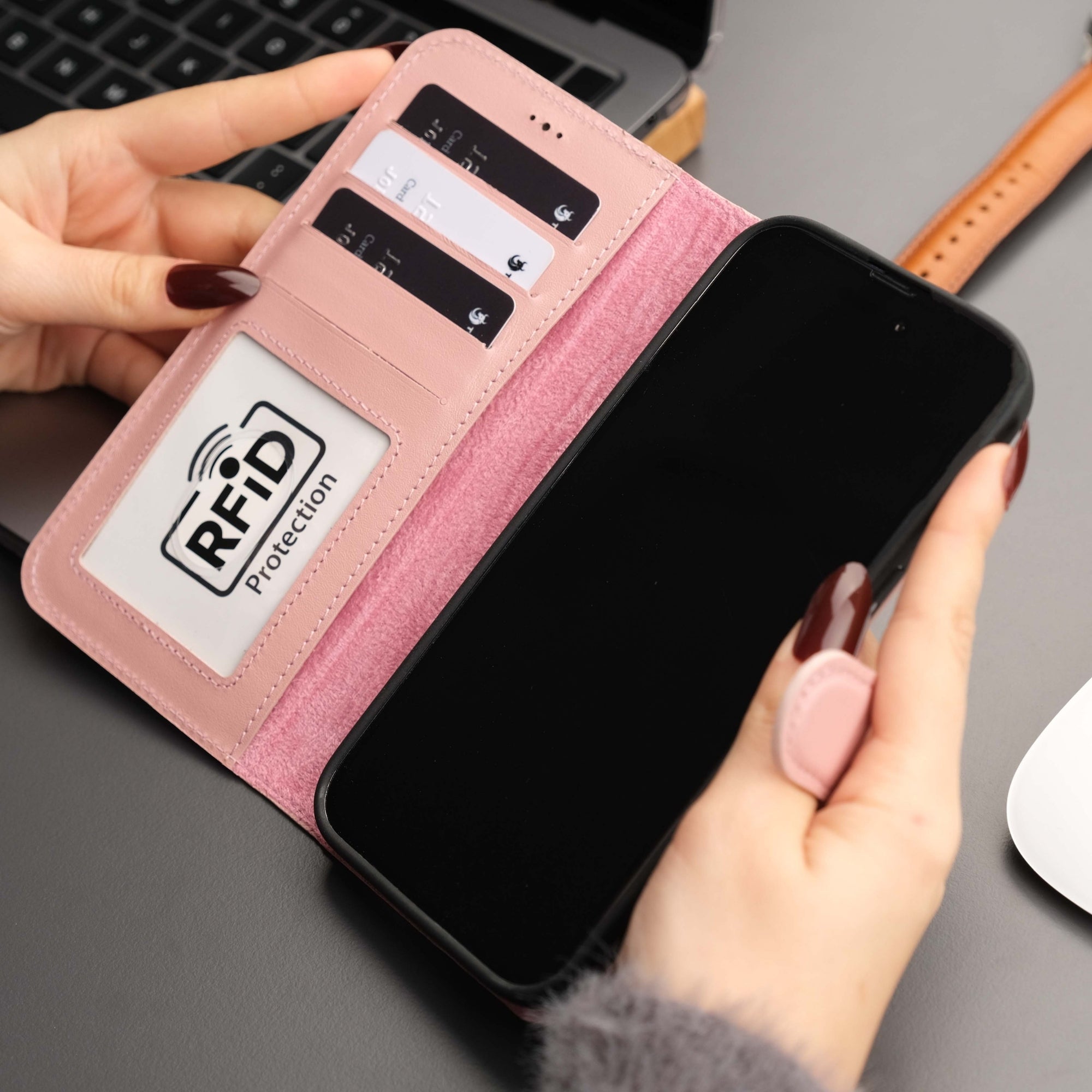 iPhone 13 Deri Kılıf Trendleri | TORONATA