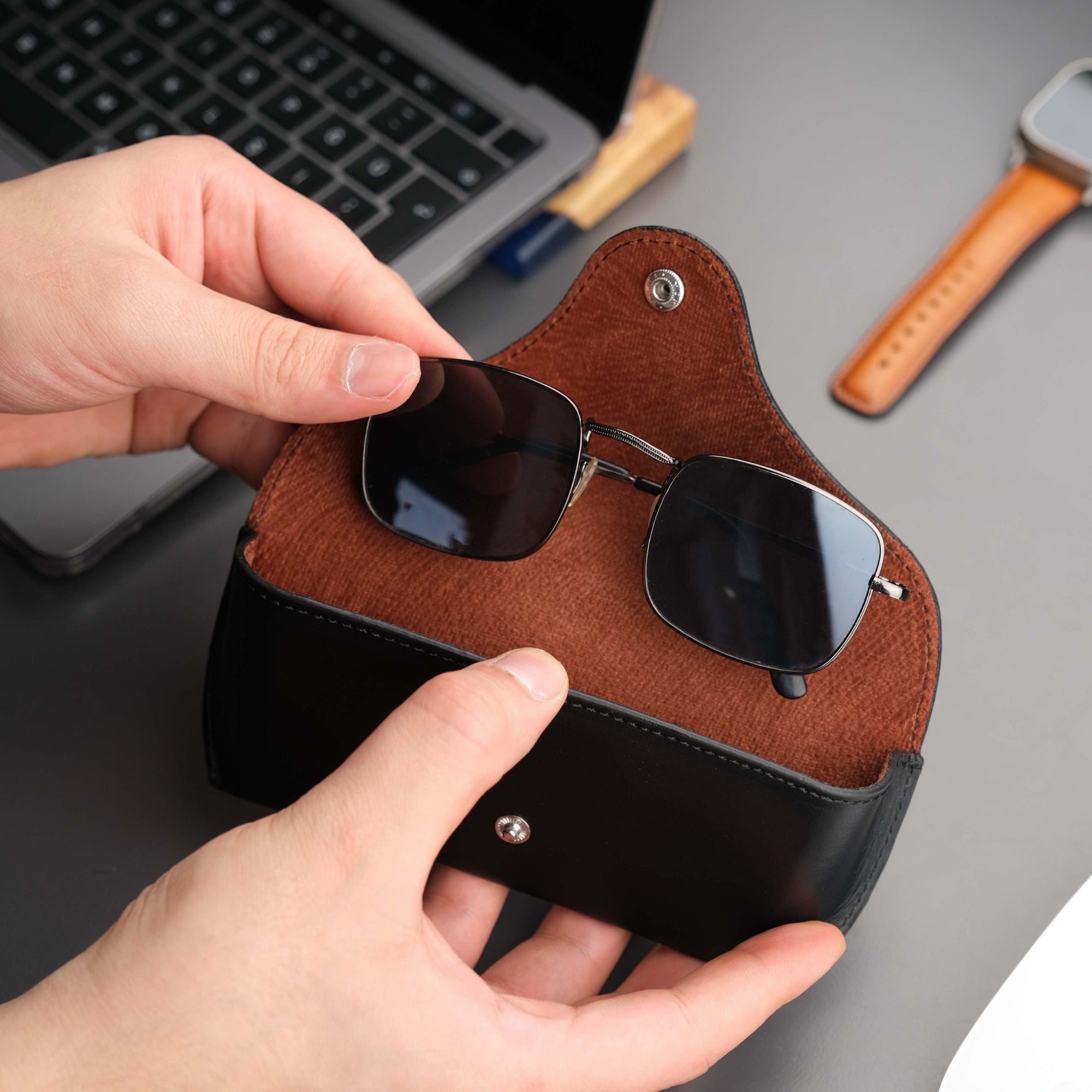 Rochester Deri Gözlük Kılıfı | El Yapımı Gözlük Kabı | TORONATA TR