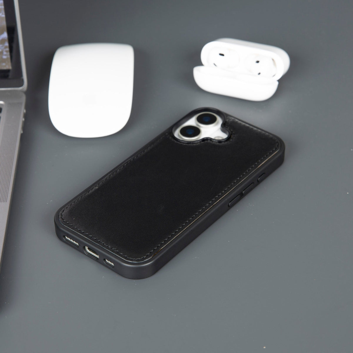 Casper iPhone 18 Pro full-grain leather wallet case - Black - view 17