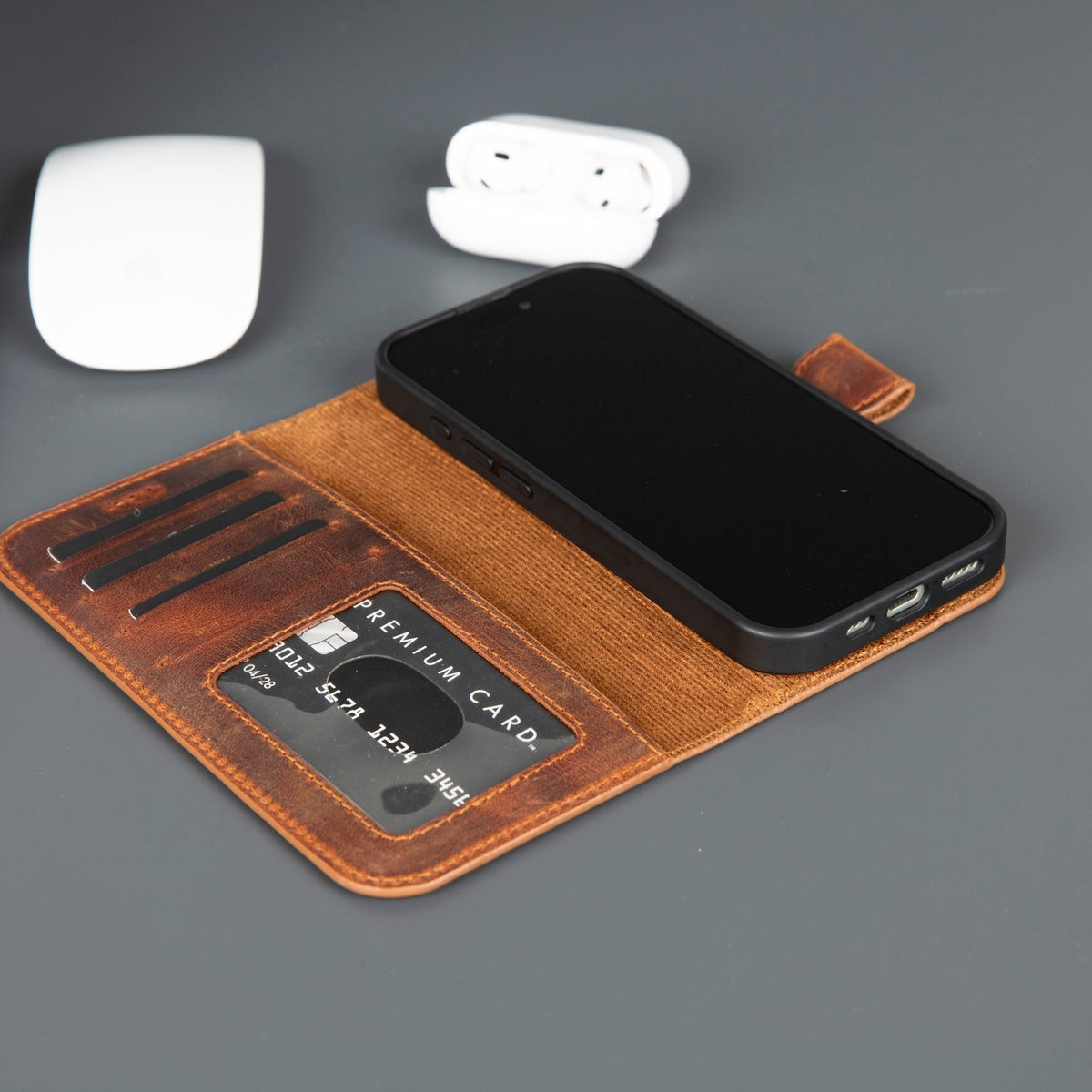 Casper iPhone 18 full-grain leather wallet case - Antic Brown - view 3 #color_antik-kahve