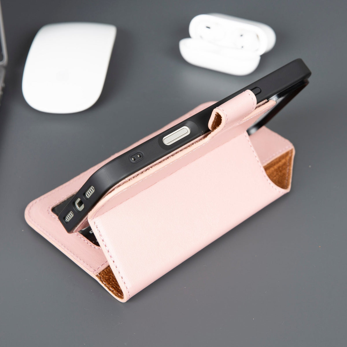 Casper iPhone 18 Pro full-grain leather wallet case - Pink - view 47 