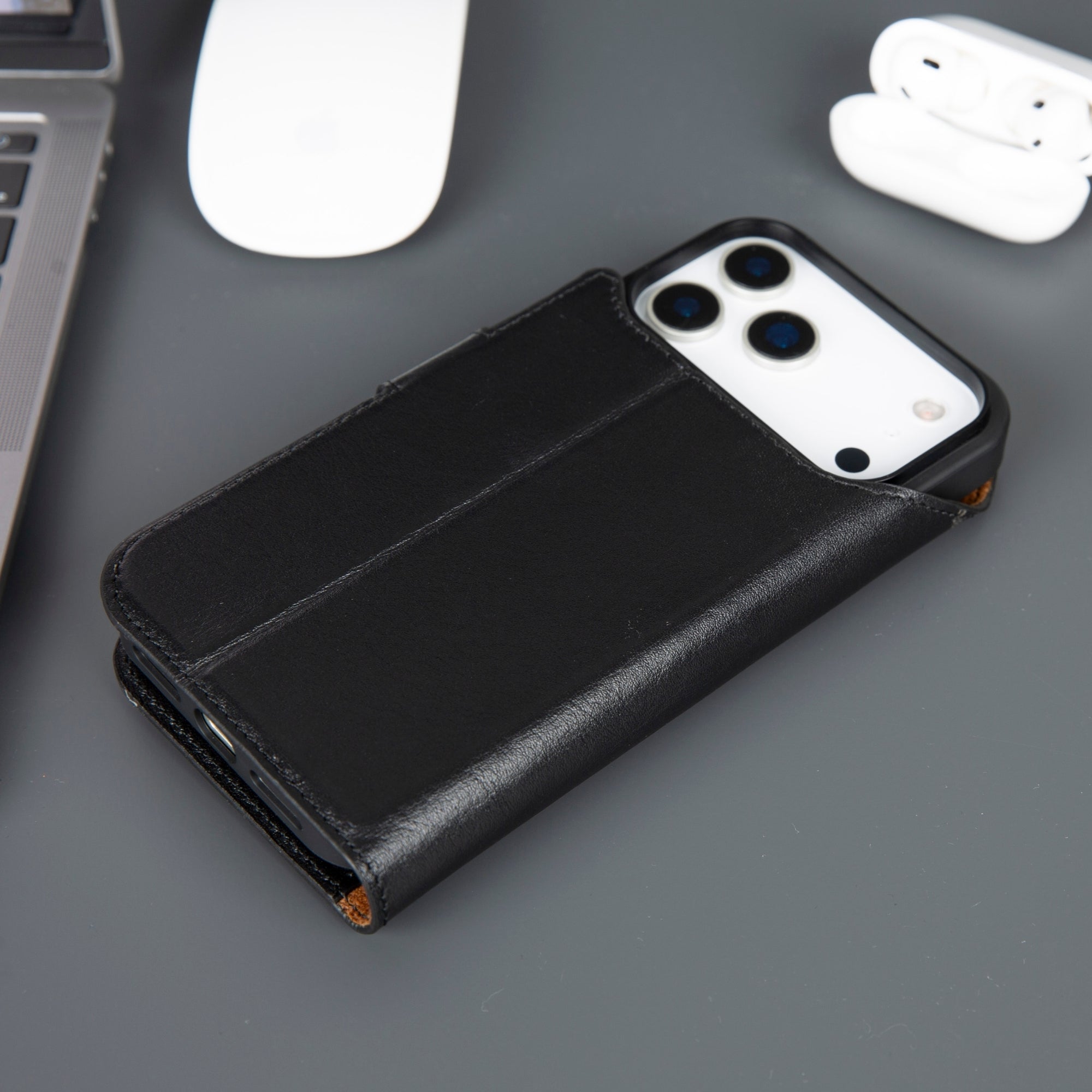 casper iphone 17 pro max deri kilif 